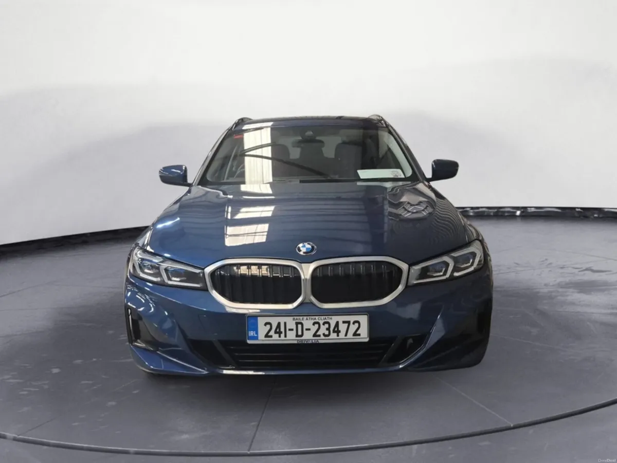 BMW 3-Series ESTATE DIESEL (2022) 320D SPORT 5DR - Image 2