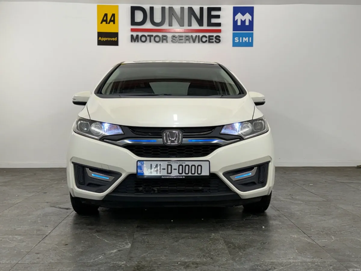 Honda Fit **L PACKAGE**16"ANTHRACITE ALLOY WHEELS* - Image 3