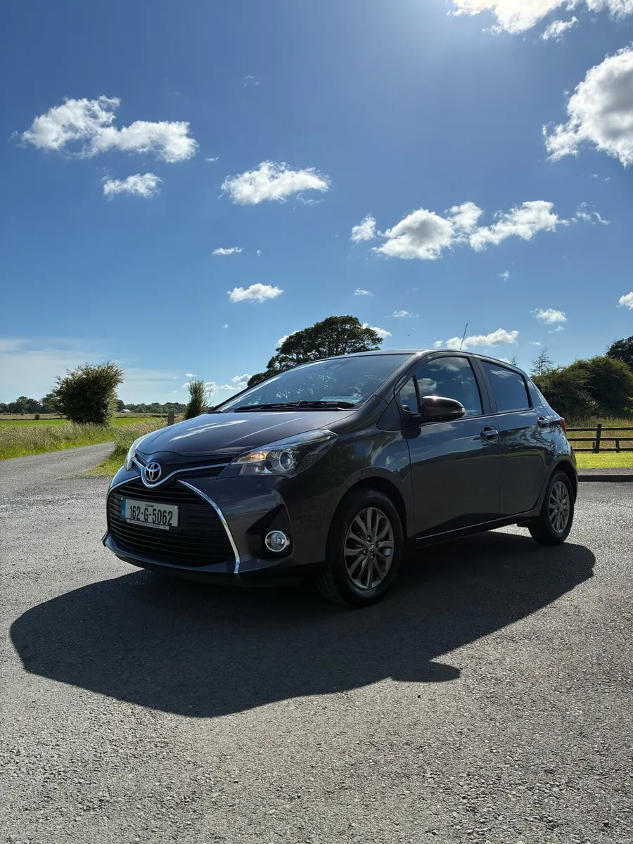 Toyota Yaris - Image 2
