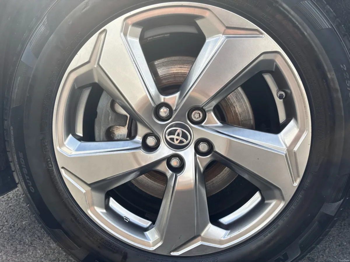 Toyota RAV4 RAV4 HYBRID SOL 4DR AUTO MY21 - Image 6
