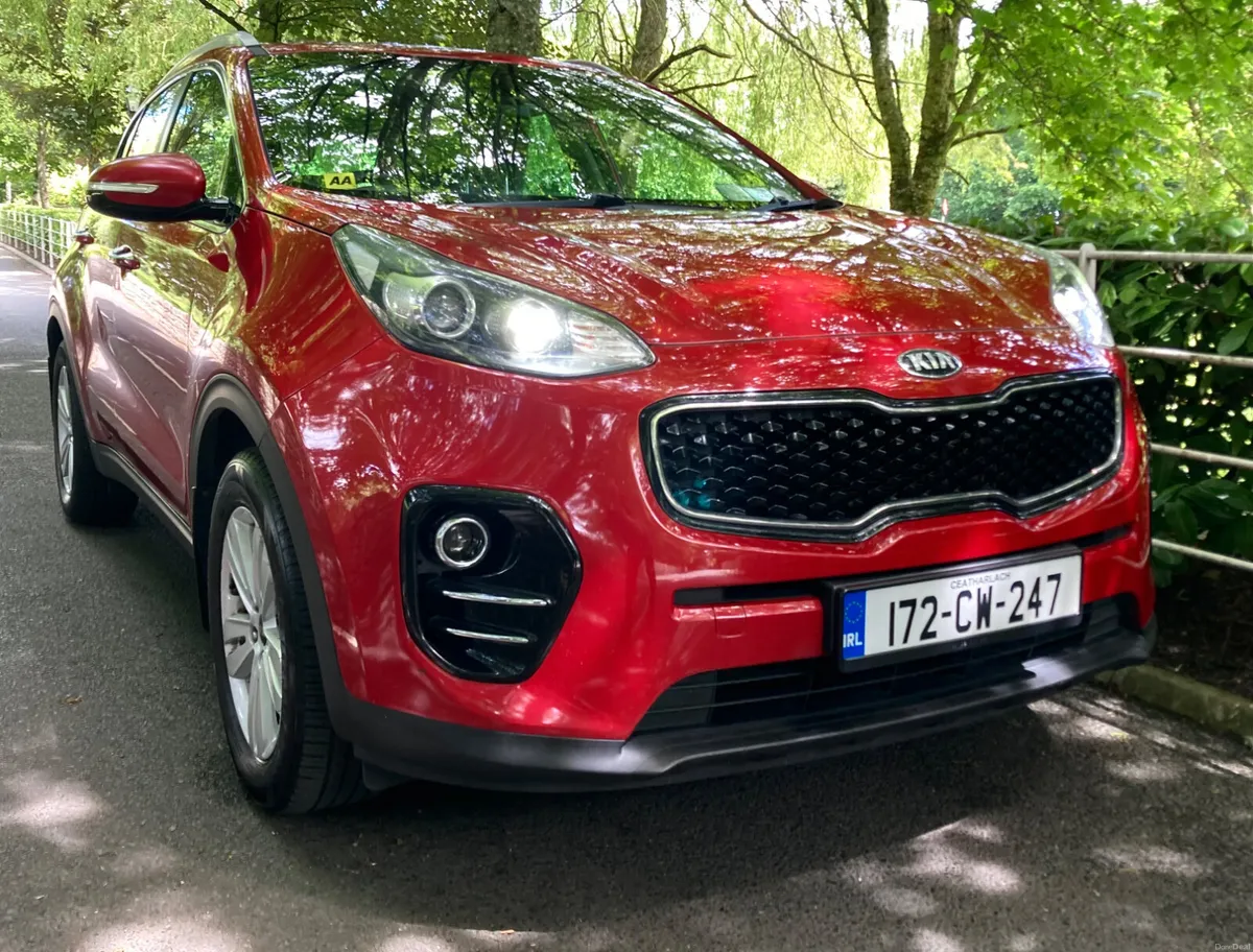 Kia Sportage 1.7 PLATINUM EDITION Leather Interior - Image 2