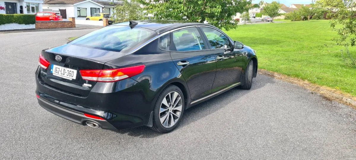 Kia Optima - Image 2