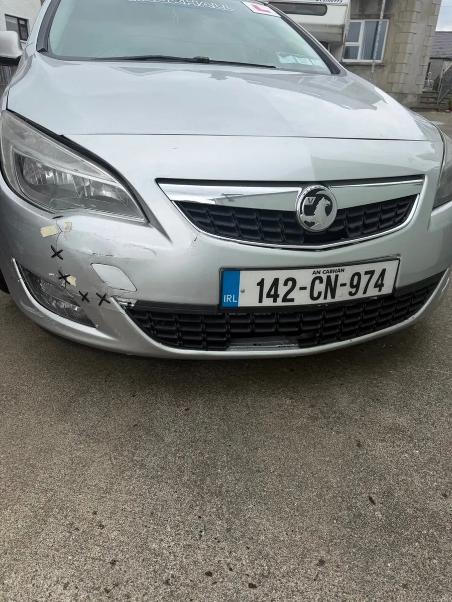 Vauxhall Astra 2014 - Image 2