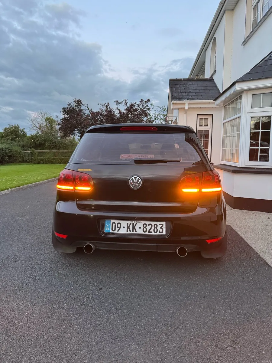 Volkswagen Golf - Image 4