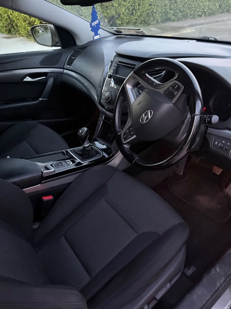 Hyundai i40 2015 - Image 3