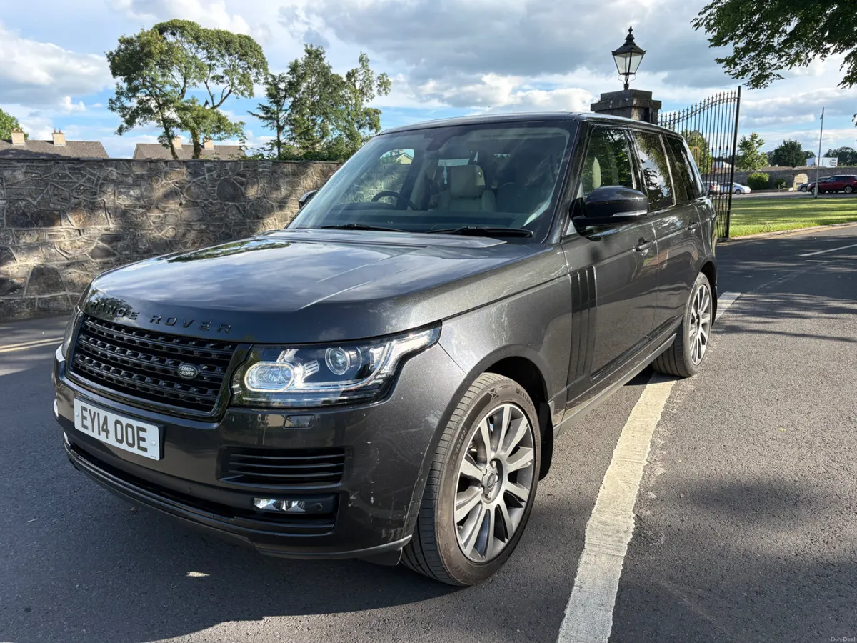 Range Rover 2014 4.4 SDv8 Diesel 62 k mls Like New - Image 4