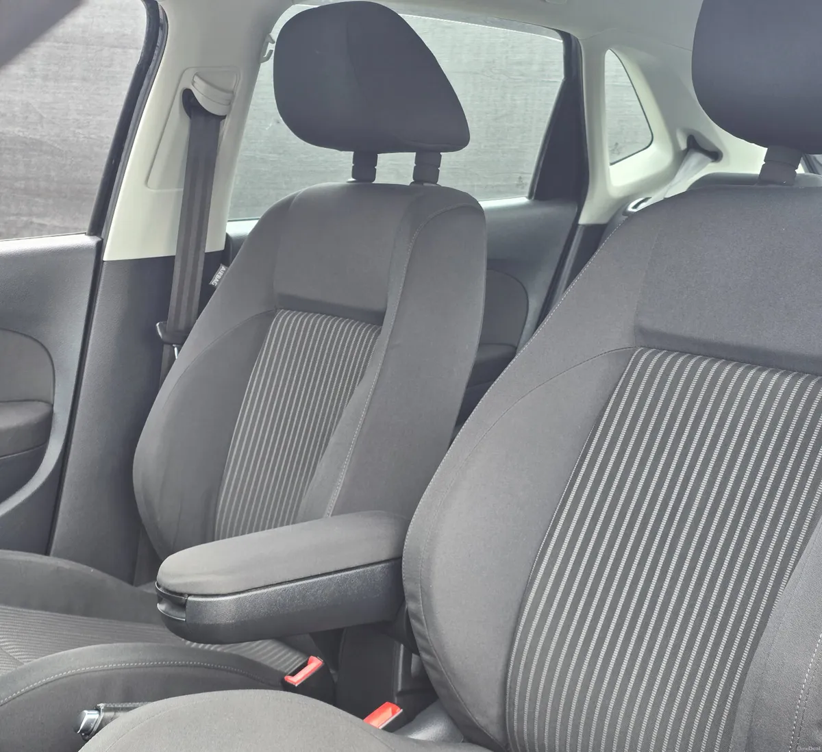 2013 VOLKSWAGEN POLO 1.2 TSI HIGHLINE AUTO - Image 6