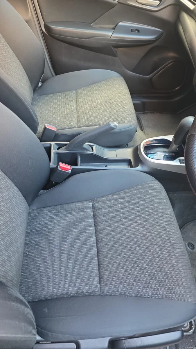 Car - Image 5
