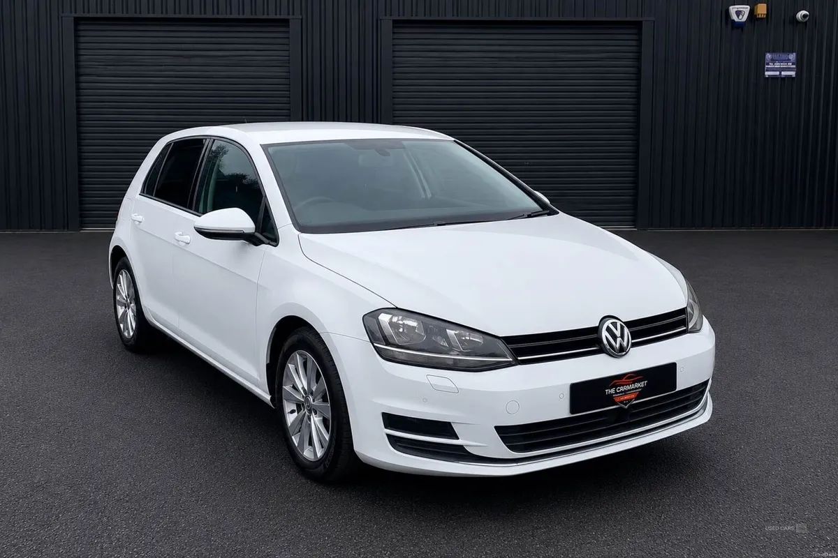 Volkswagen Golf 1.2 TSI Bluemotion Auto 5DR - Image 1