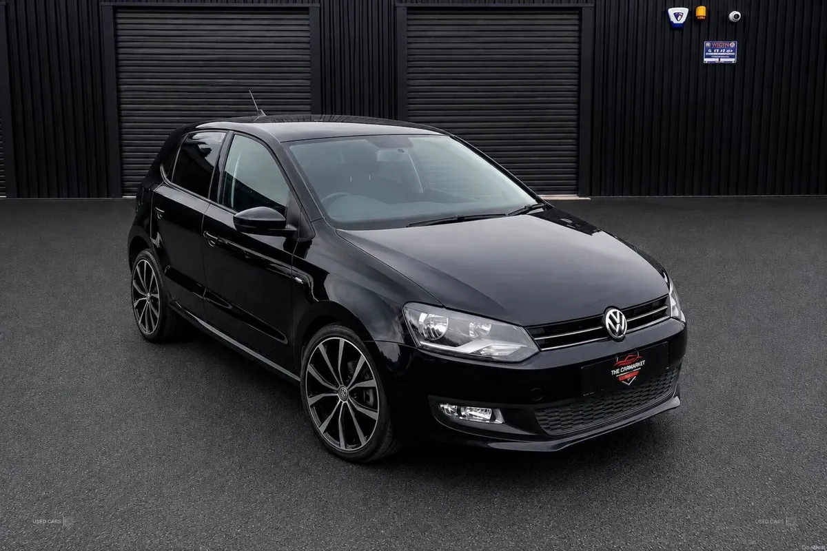 Volkswagen Polo 1.2 TSI Bluemotion Auto 5DR - Image 1
