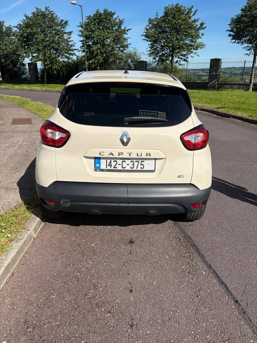 142 Renault Captur 1.5 Diesel ⛽️ - Image 4