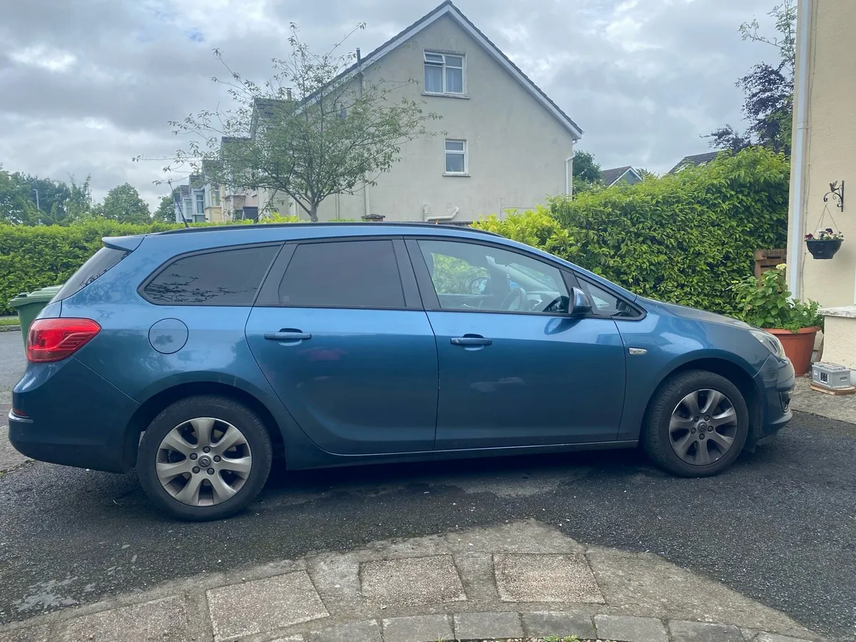 Car for sale - Image 1