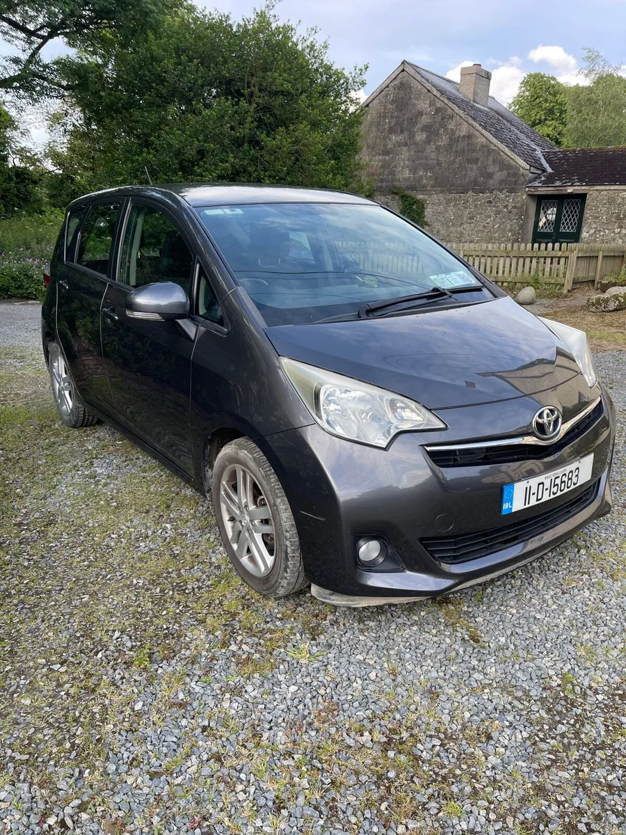 Toyota Verso-S 2011 !!! Low mileage - Image 2