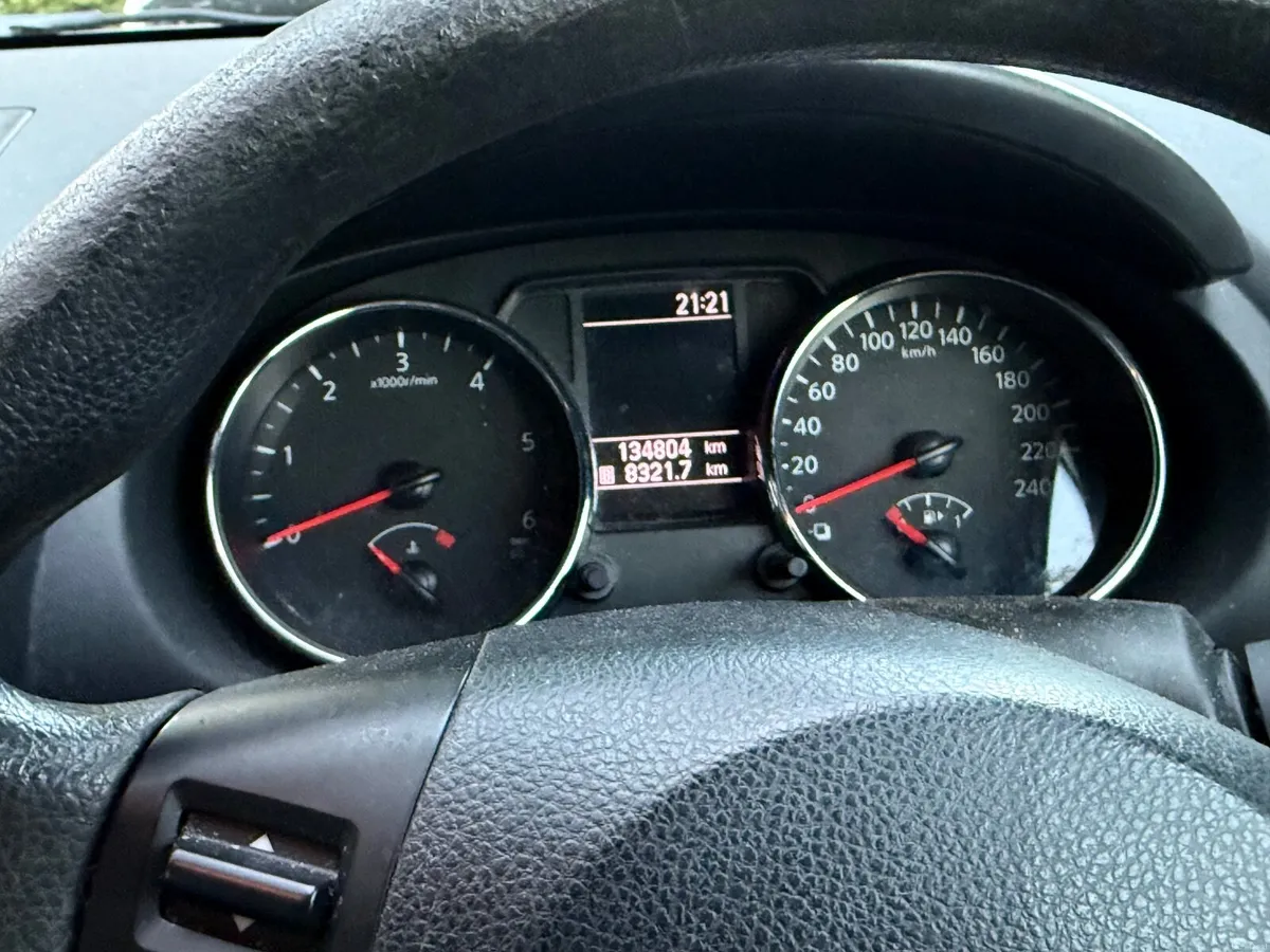 Nissan Qashqai 2013 - Image 2