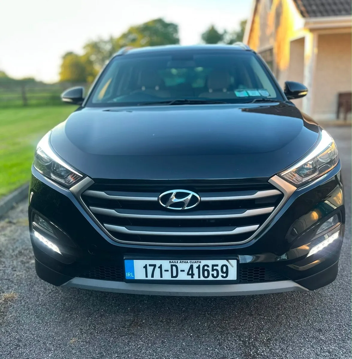 Hyundai Tucson 1.7 CRDI Executive New NCT - Image 3