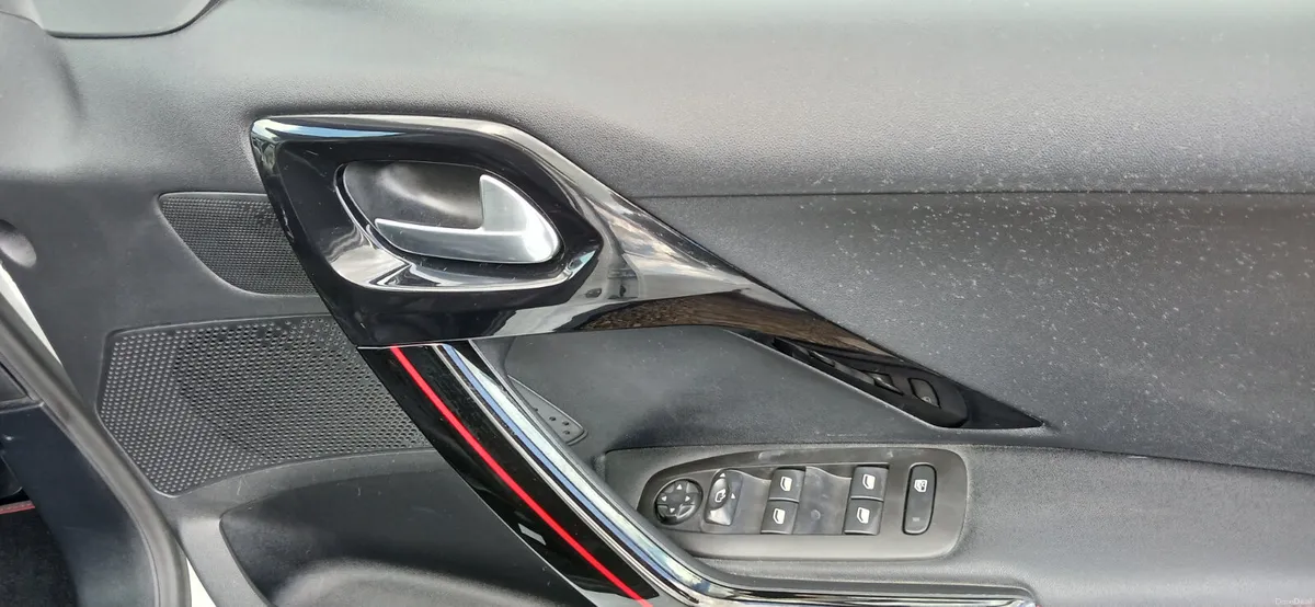 Peugeot 2008  GT-Line 90 000.km - Image 6