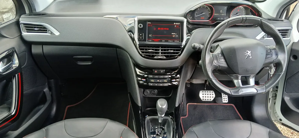 Peugeot 2008  GT-Line 90 000.km - Image 5