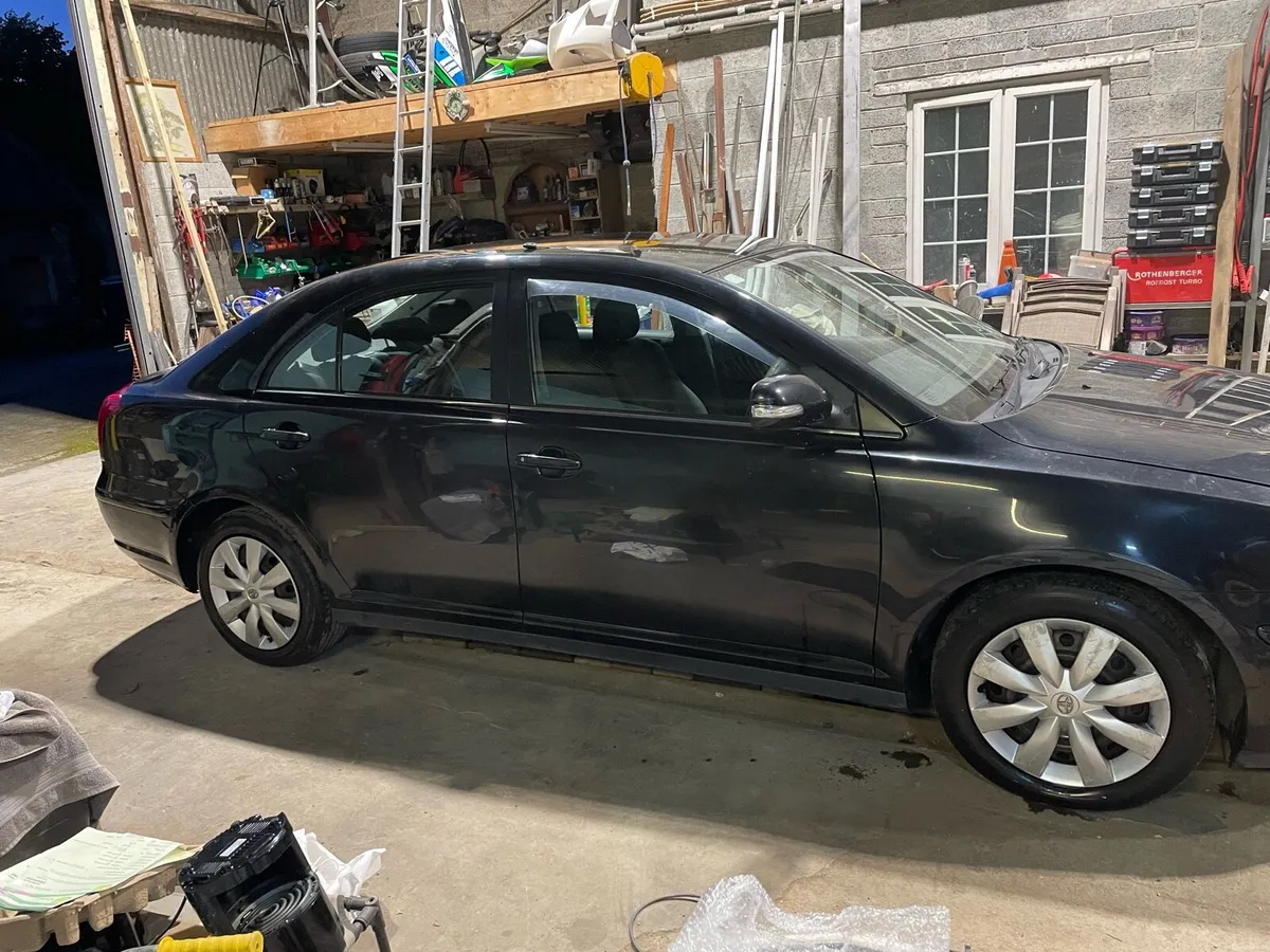 Toyota avensis - Image 2