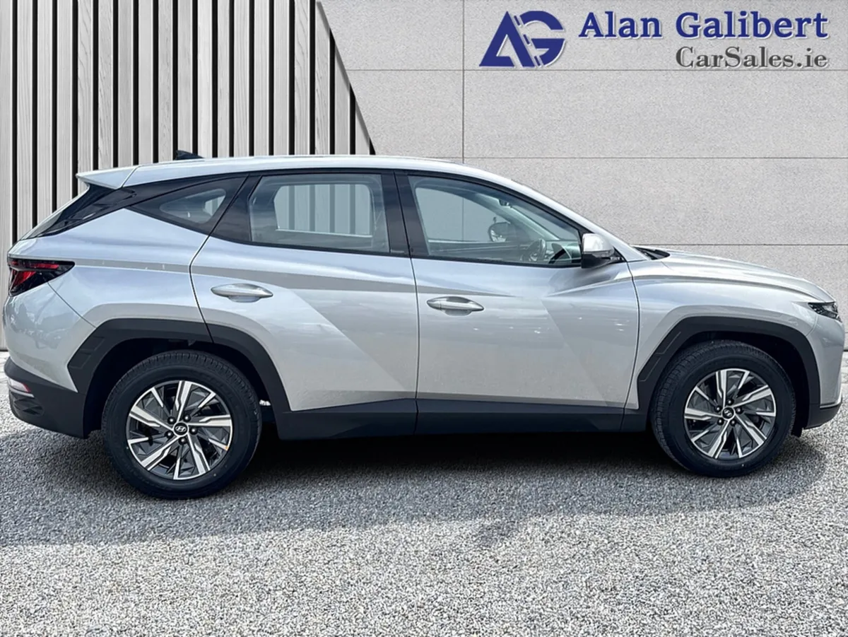 Hyundai Tucson IX35 COMFORT PLUS 5DR - Image 3