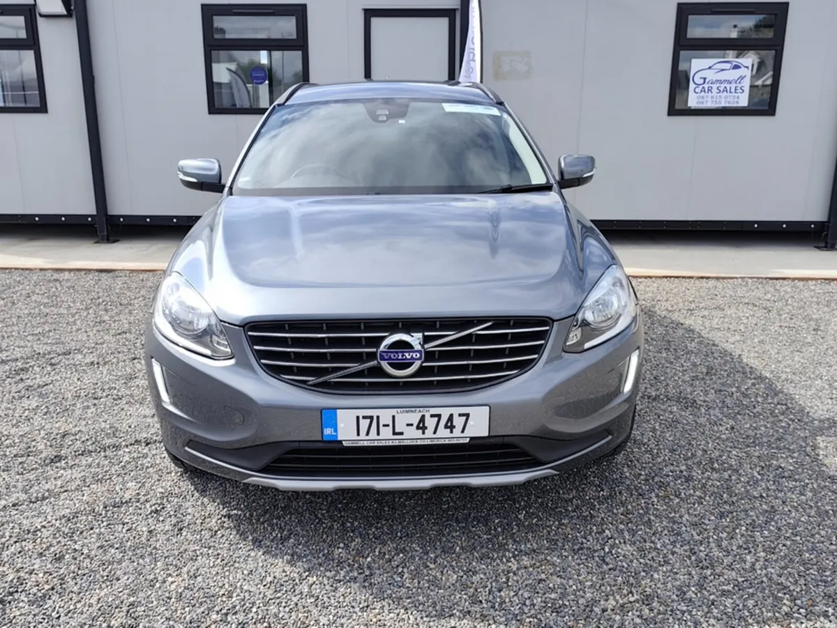 Volvo XC60 SE NAV D4 2.0 TD B4 R-DESIGN MHEV 197BH - Image 4