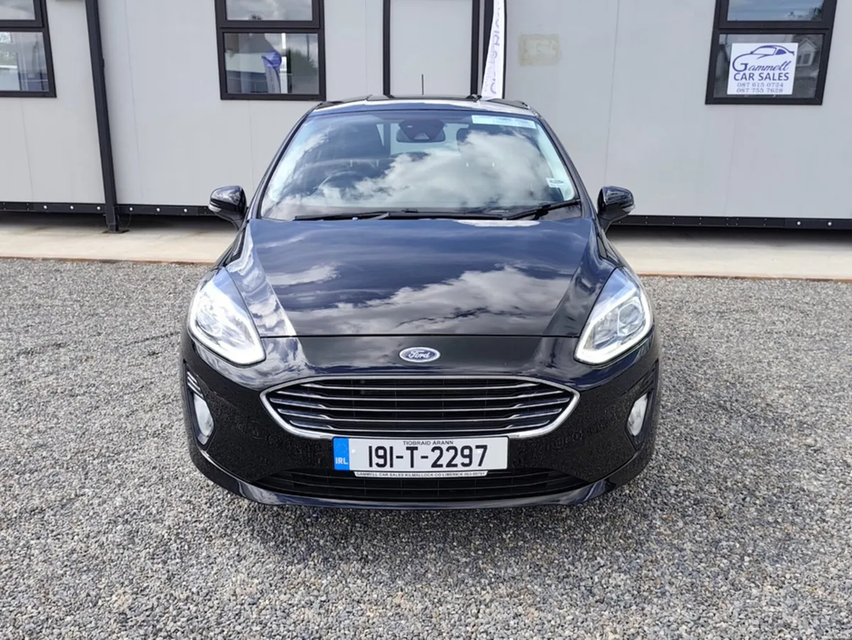 Ford Fiesta TITANIUM 1.10 85PS 5SPEED 4DR - Image 6