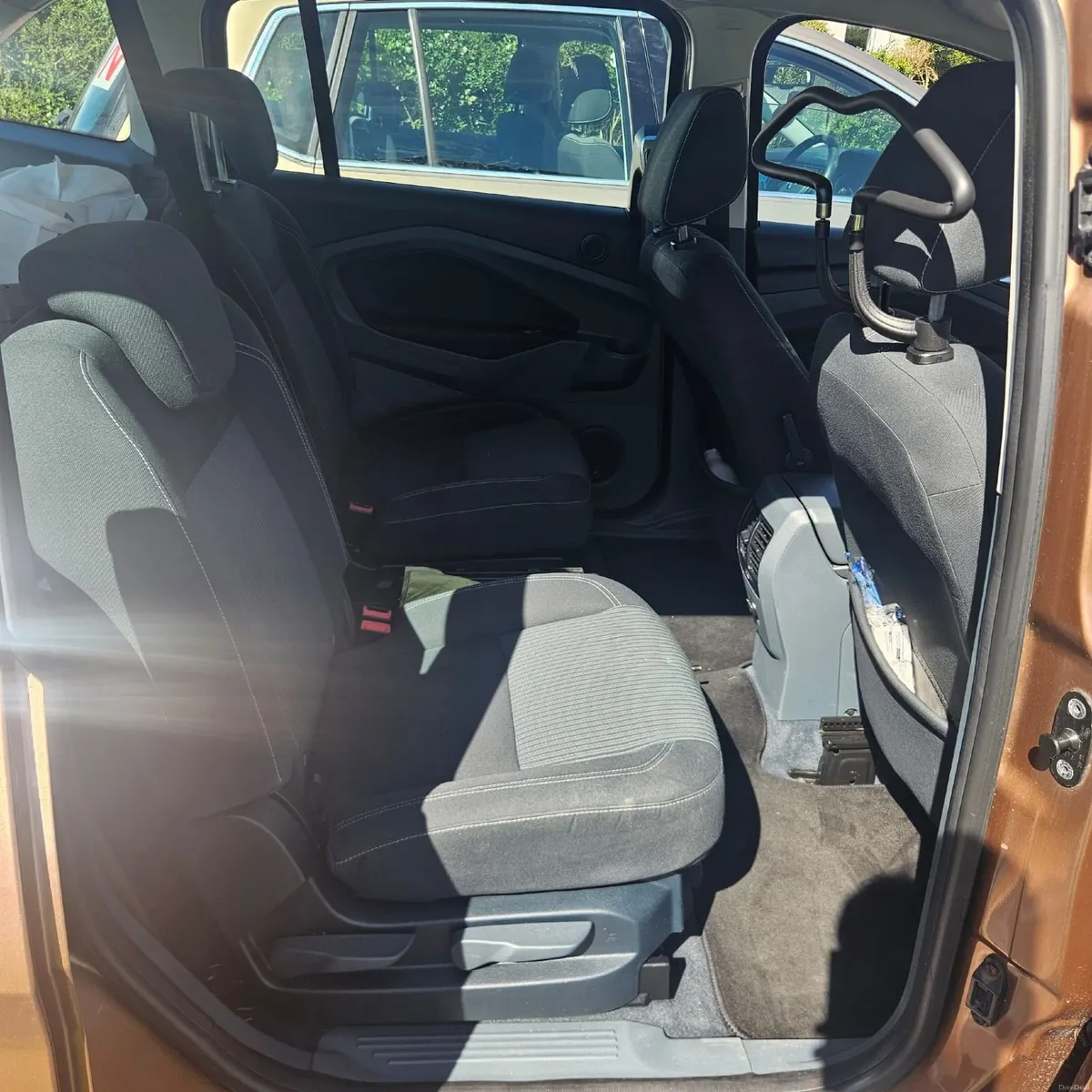 Ford Grand C-Max 2014 - Image 1