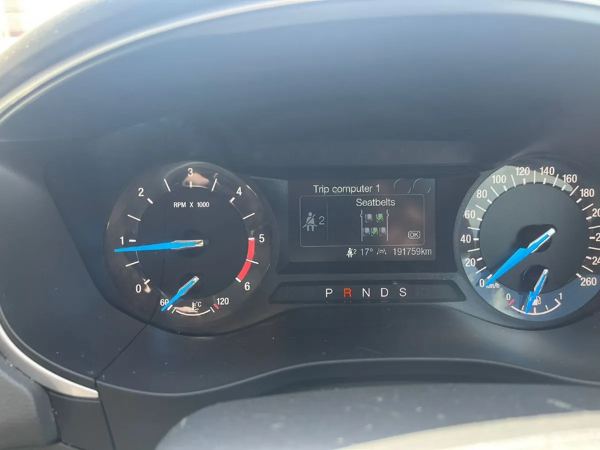 Ford Mondeo  AUTOMATIC 2020 - Image 3
