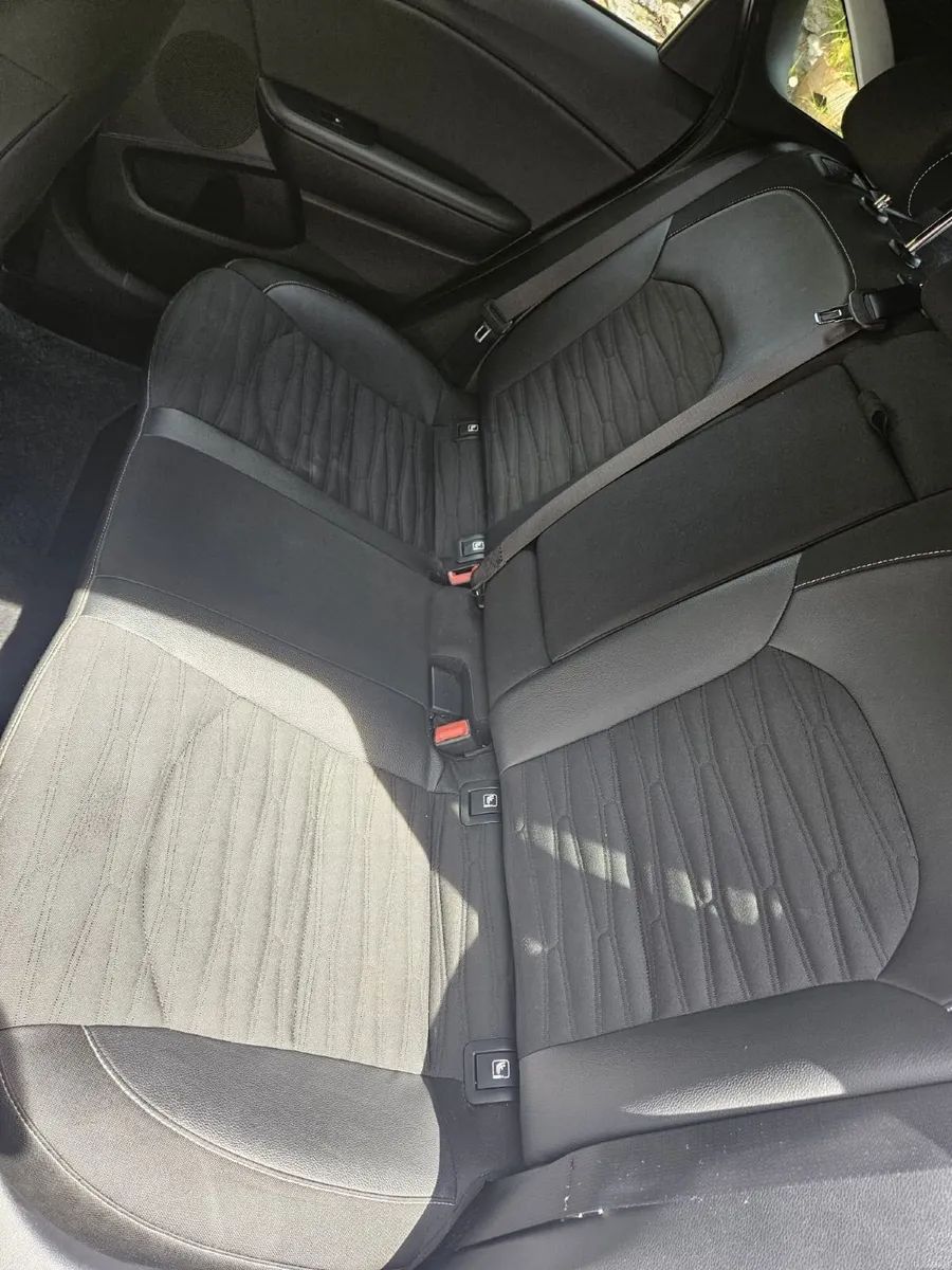 2022 KIA CEED GT  **FRESH NCT UNTIL JANUARY 2028** - Image 4