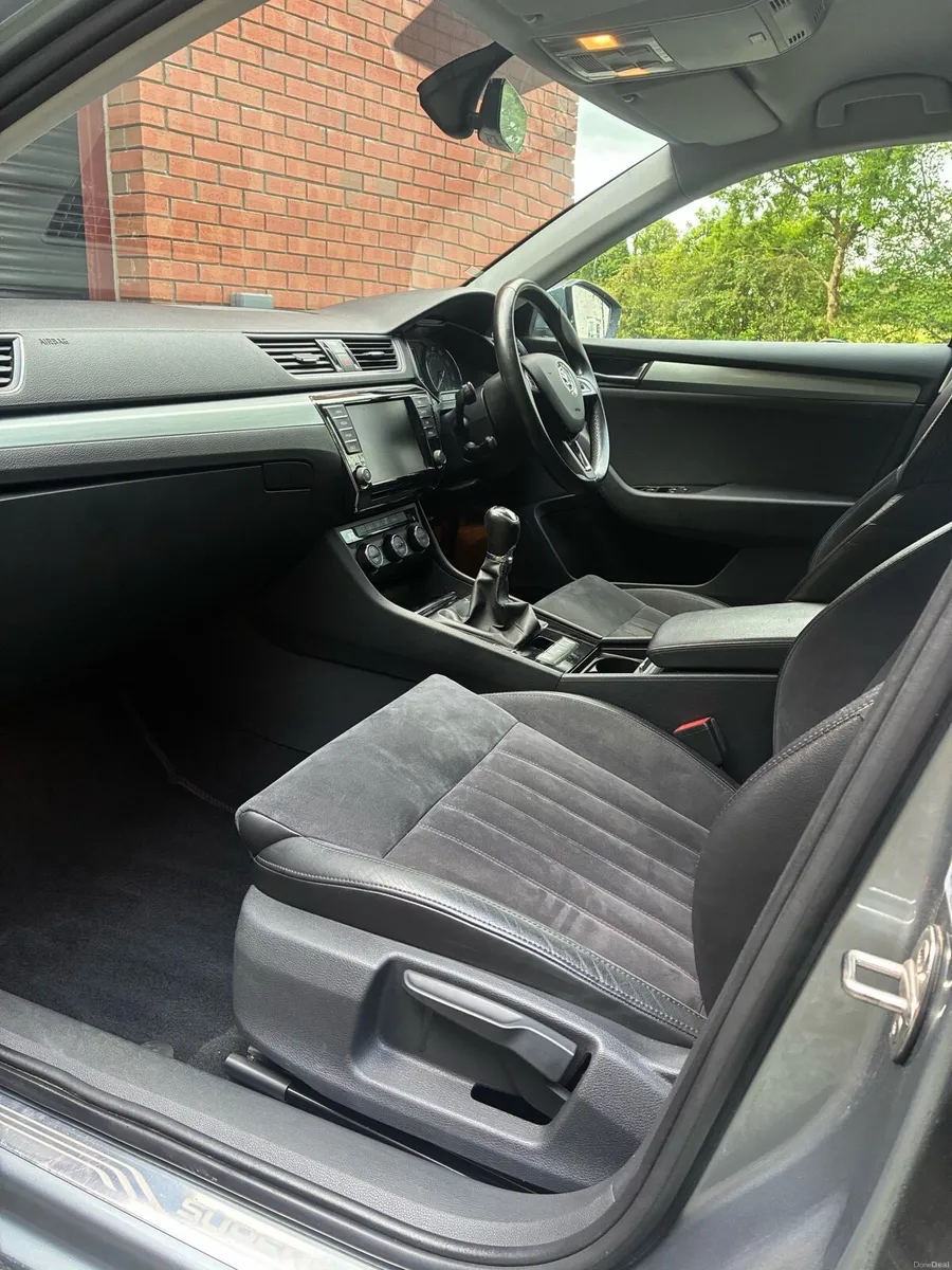 ✨Skoda Superb 🚘 - Image 4