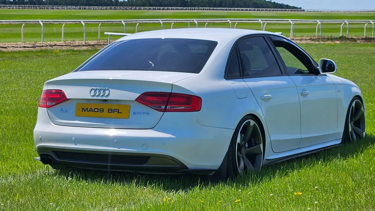 Audi A4 - Image 5