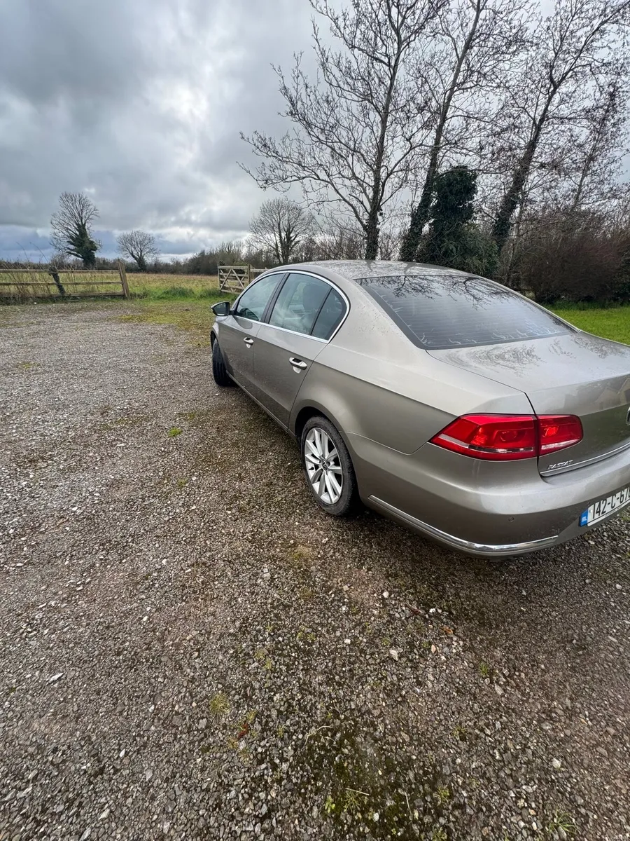 Volkswagen Passat 2014 - Image 5