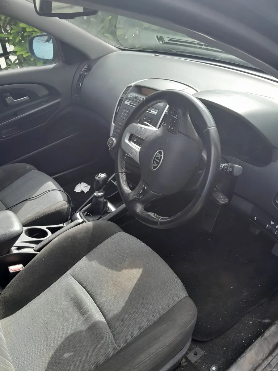 Kia Ceed 2012 - Image 3