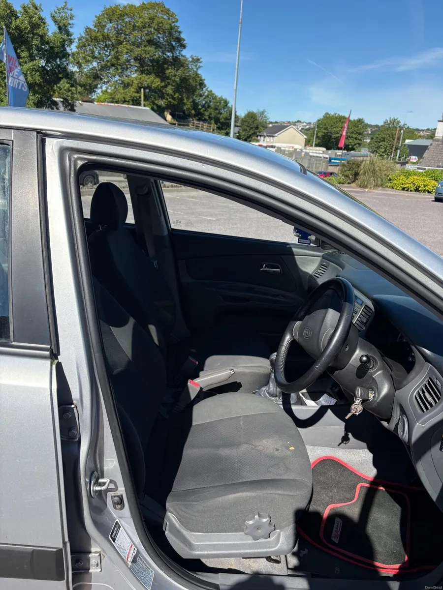 Kia Rio 2010 - Image 4