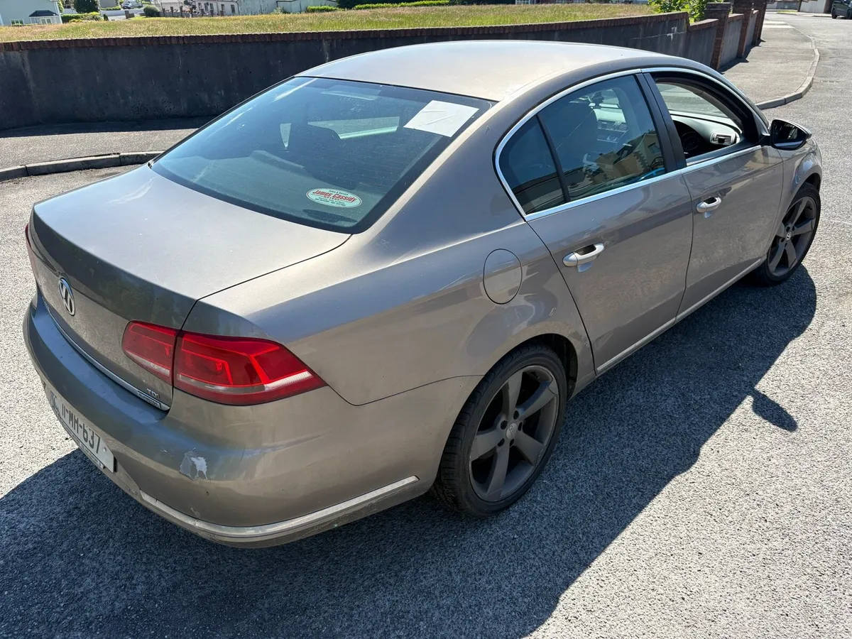 Volkswagen  passat - Image 6