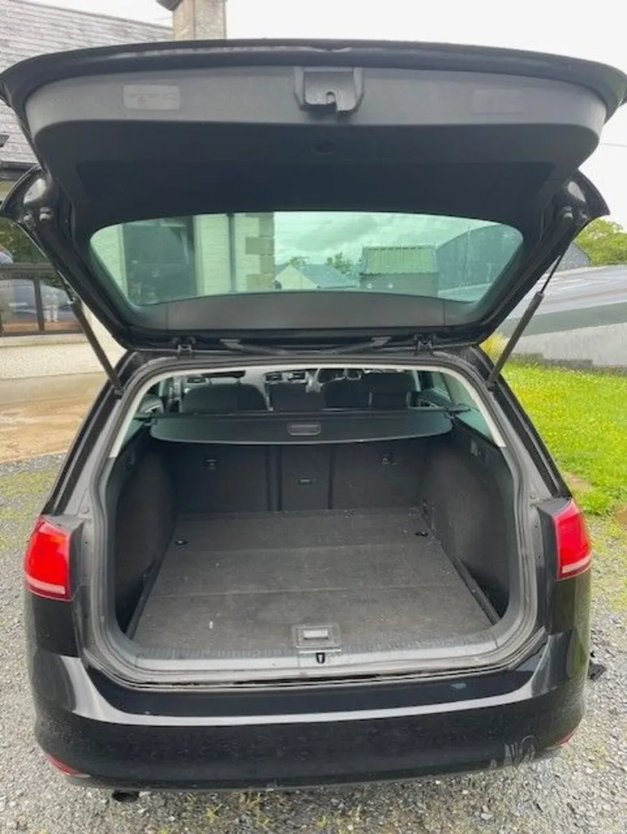 Volkswagen Golf 2014 Petrol - Image 5