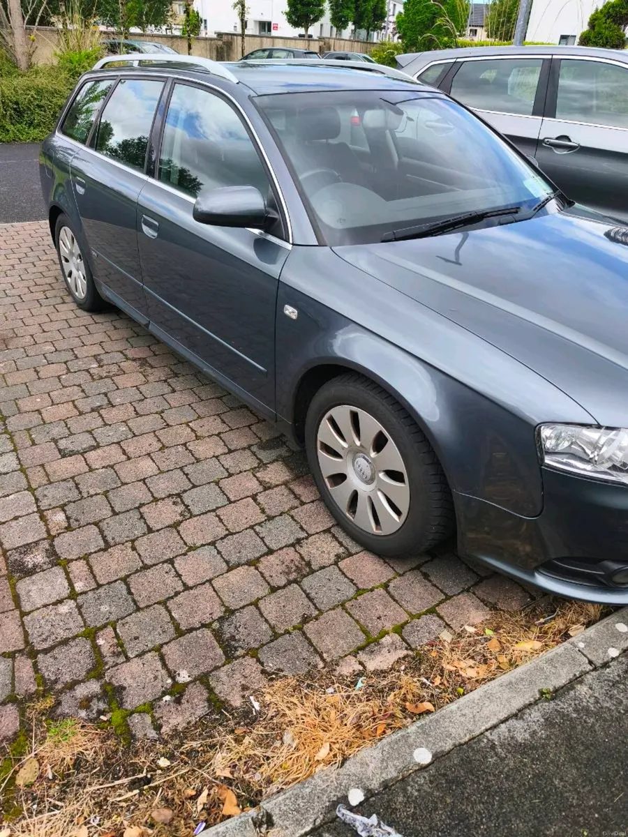 Audi A4 - Image 2
