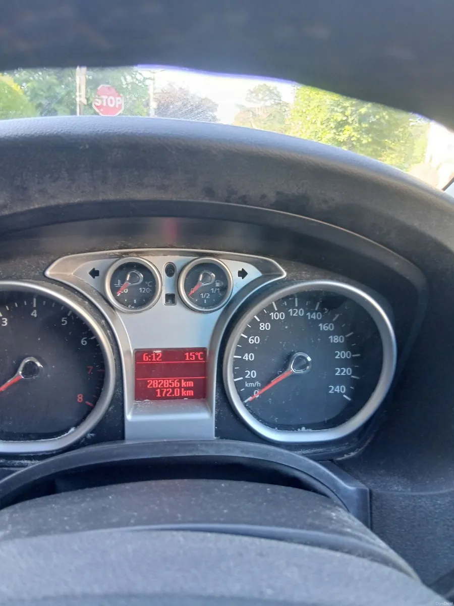 Ford Focus 2008 - Image 2