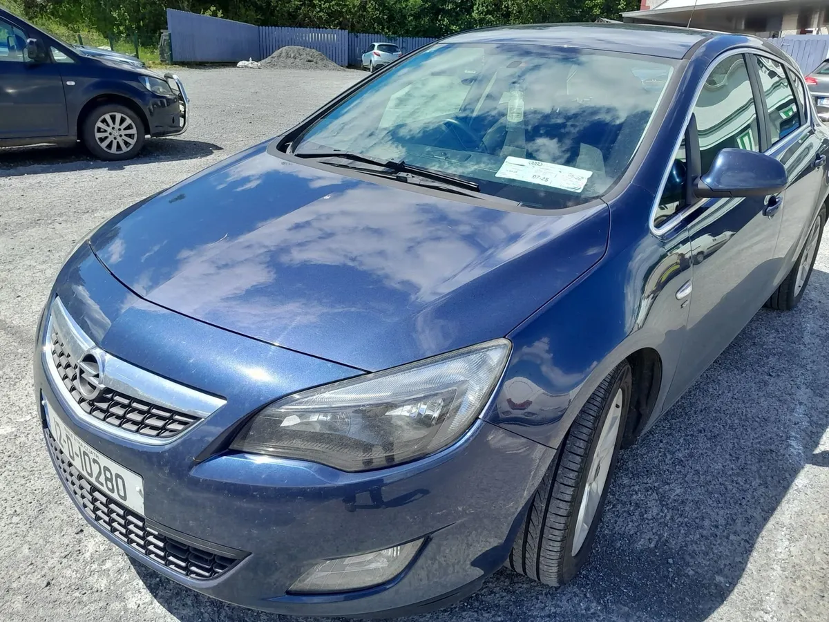 2012 Opel Astra  sri 1,7 diesel  low km €2000 - Image 4