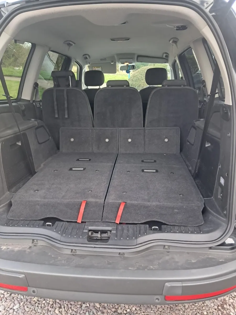 Ford Galaxy 2015 - Image 3