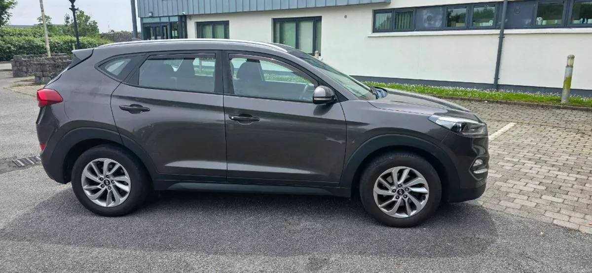 Hyundai Tucson 2015 - Image 1
