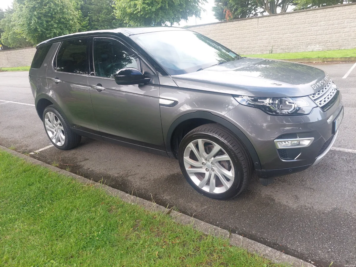 Land Rover Discovery Sport 2017 - Image 1