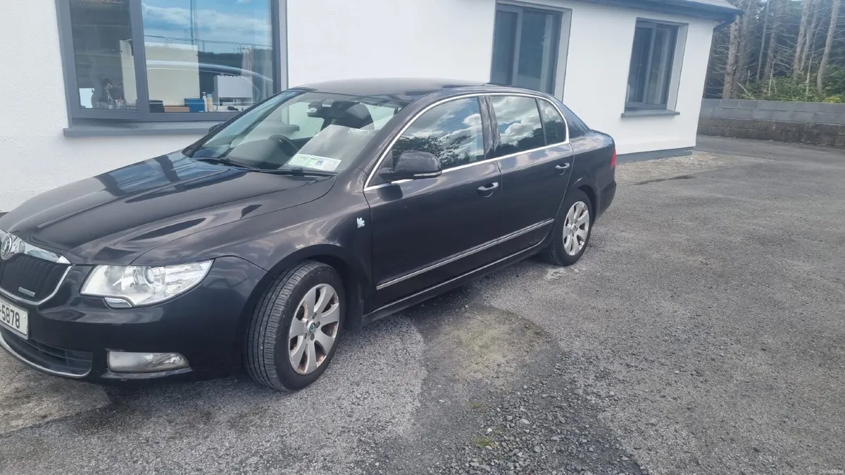 2012 Skoda Superb 1.6 TDI Greenline - Image 1