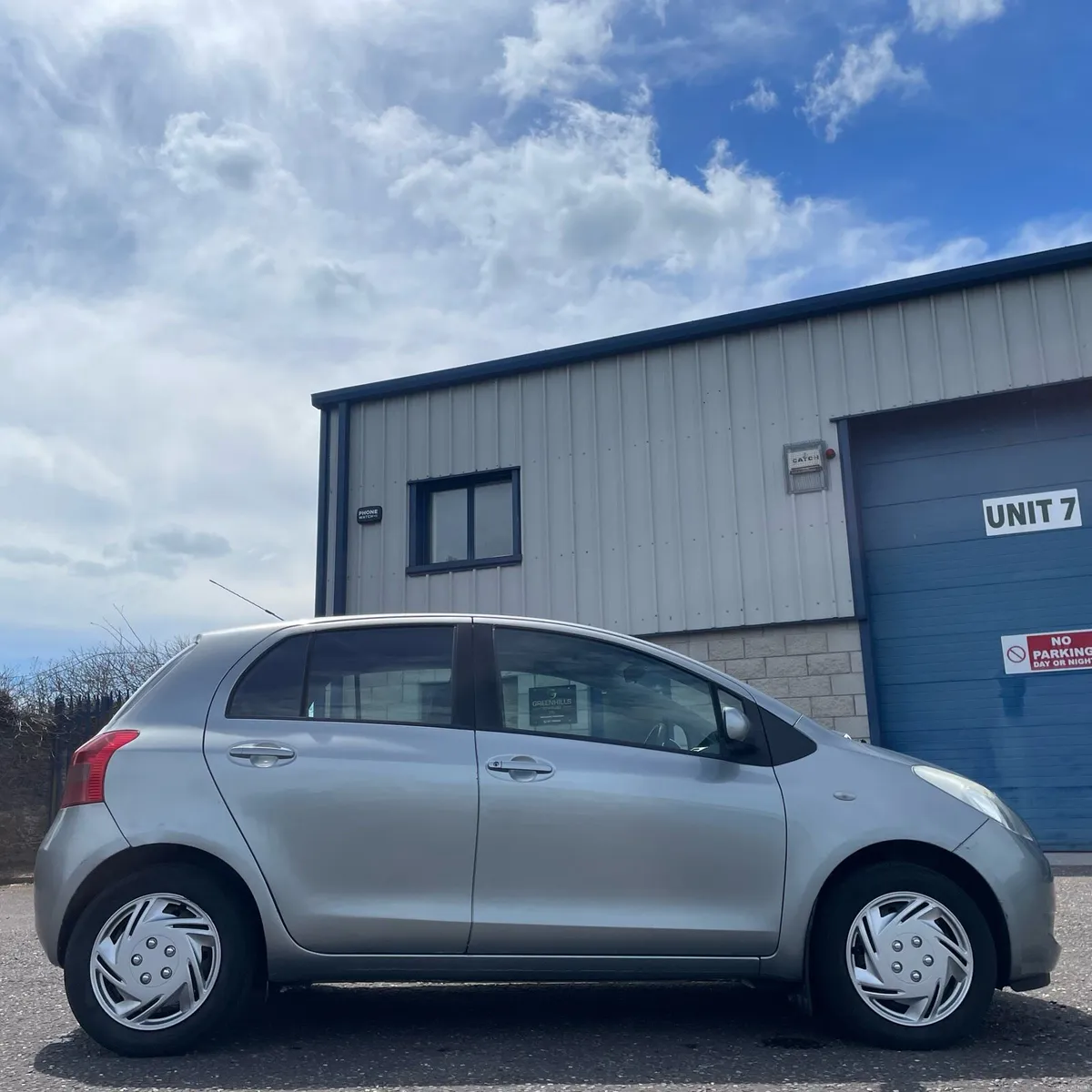 Toyota Yaris - Image 2
