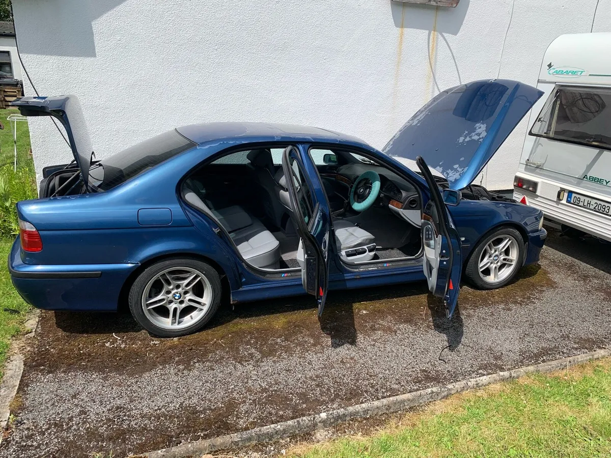 BMW 5 - Image 3