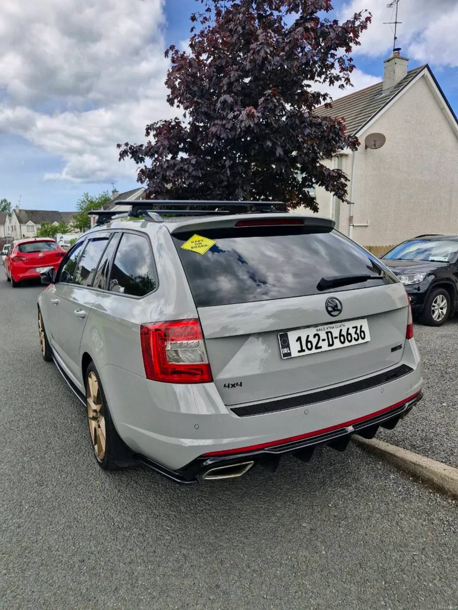 2016 Skoda Octavia vRS 184 DSG 4x4 Estate - Image 4
