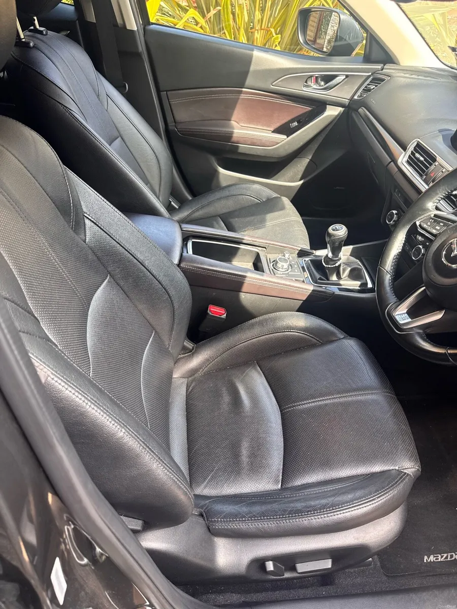 2017 Mazda 3 Executive - 2.2L Diesel - Image 5