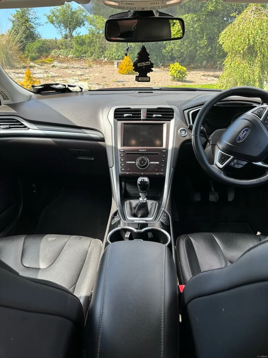 Ford Mondeo Titanium - Image 3