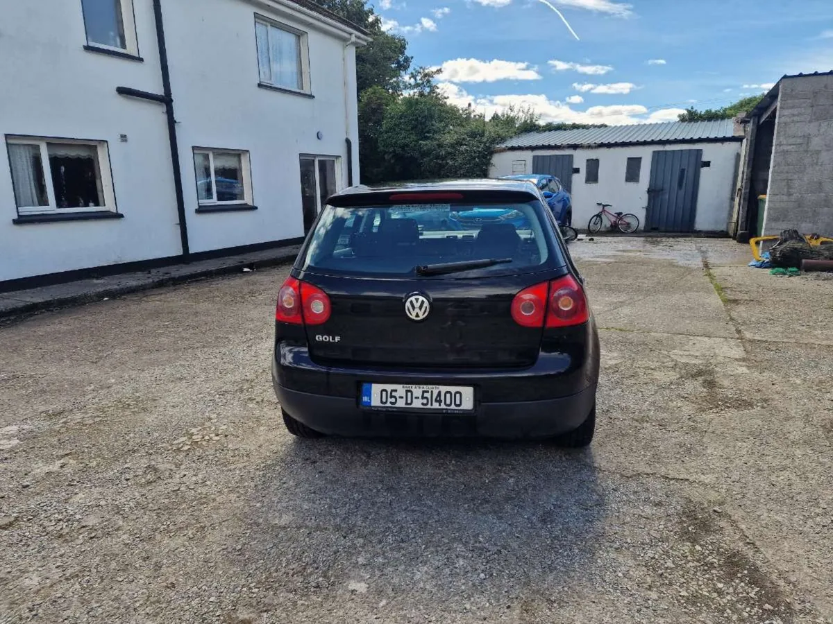 05 Volkswagen Golf - Image 4