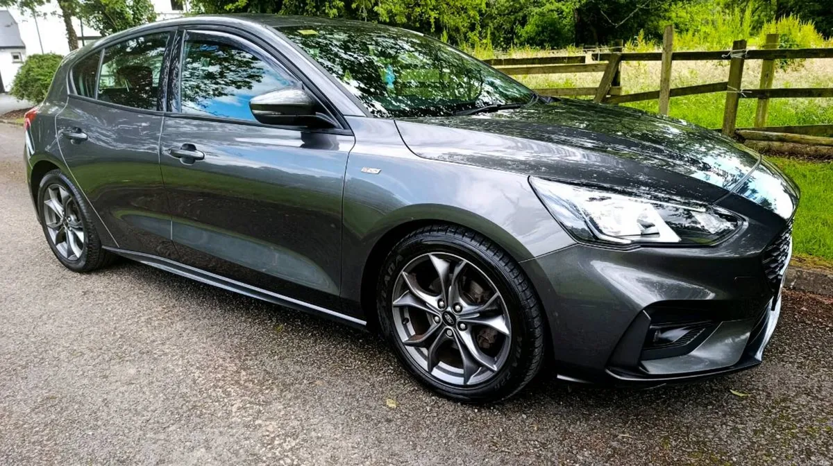 2019 Ford Focus Stline Diesel - Image 1