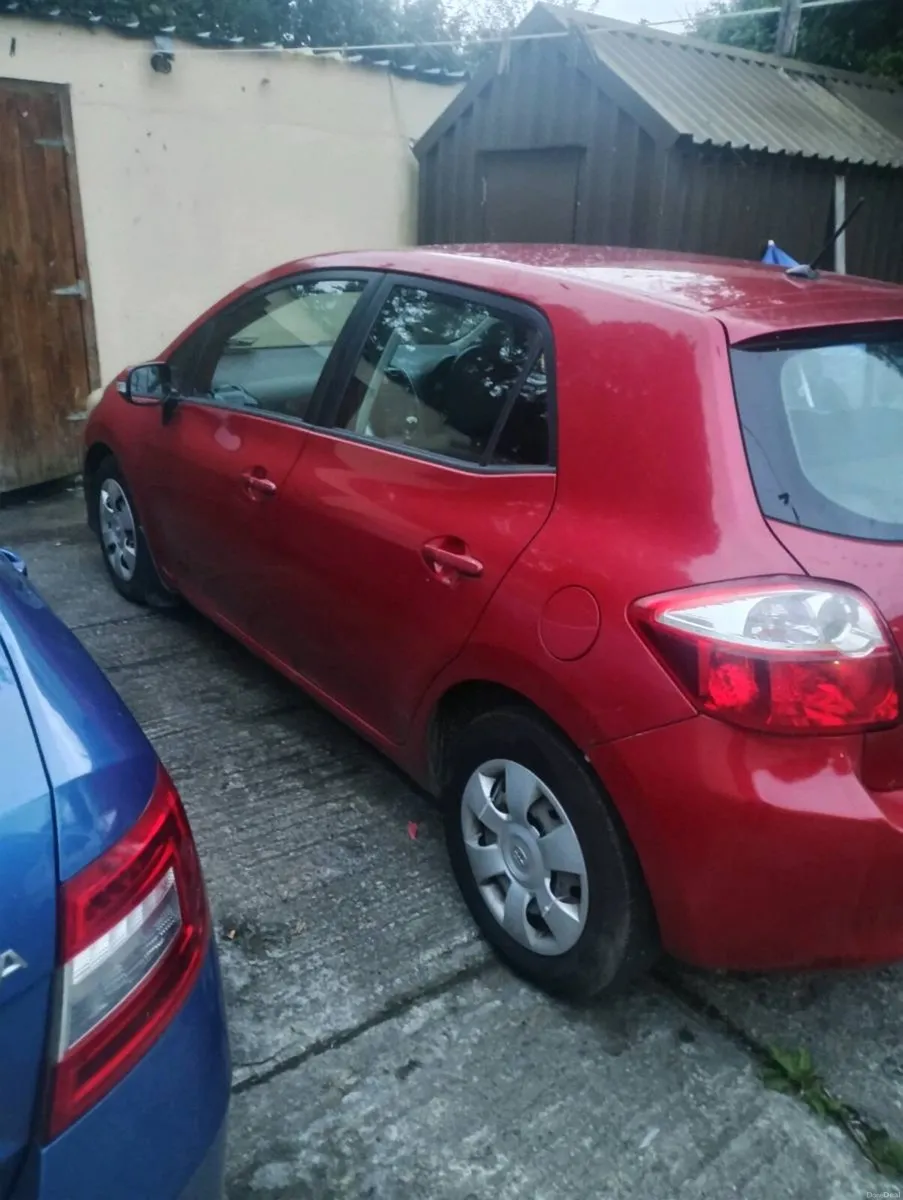 Car - Image 1